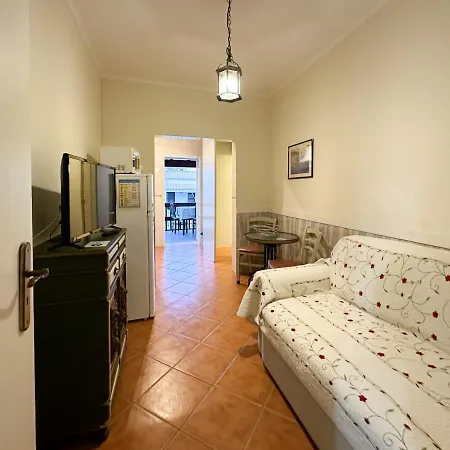 T2 Catraio 8, Baixa De אלבופיירה